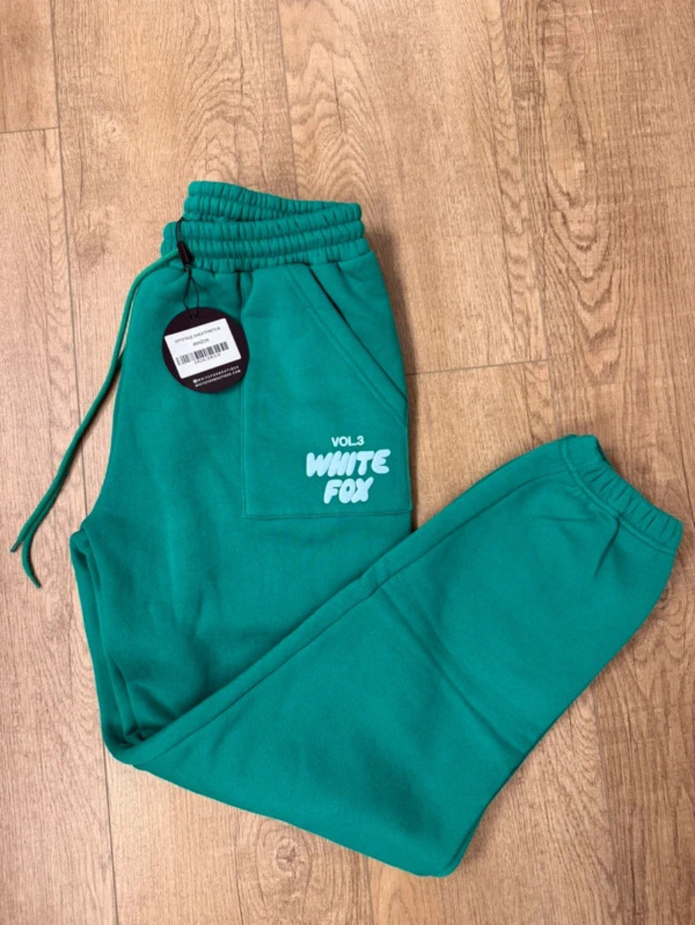 White Fox Boutique Offstage Sweatpants - Amazon, Size Medium